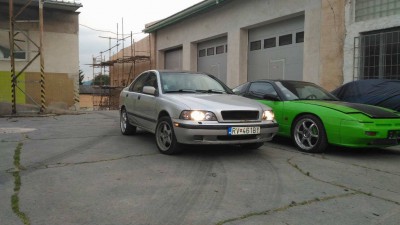 volvo s40.jpg