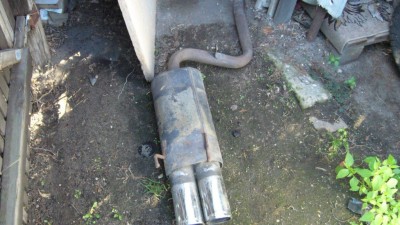 P1000847.jpg (125.6 KiB) Zobrazeno 9529 x Výfuk Rámus, pasuje za origo díl 900